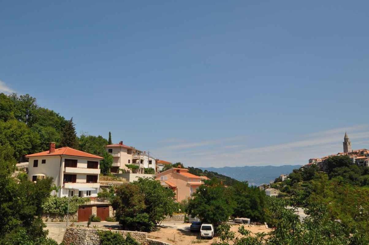 Apartment In Vrbnik/Insel Krk 36796 Buitenkant foto